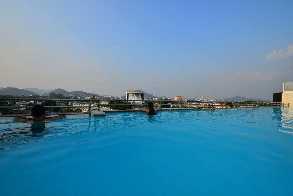 Modern Thai Suites Phuket Dış mekan fotoğraf