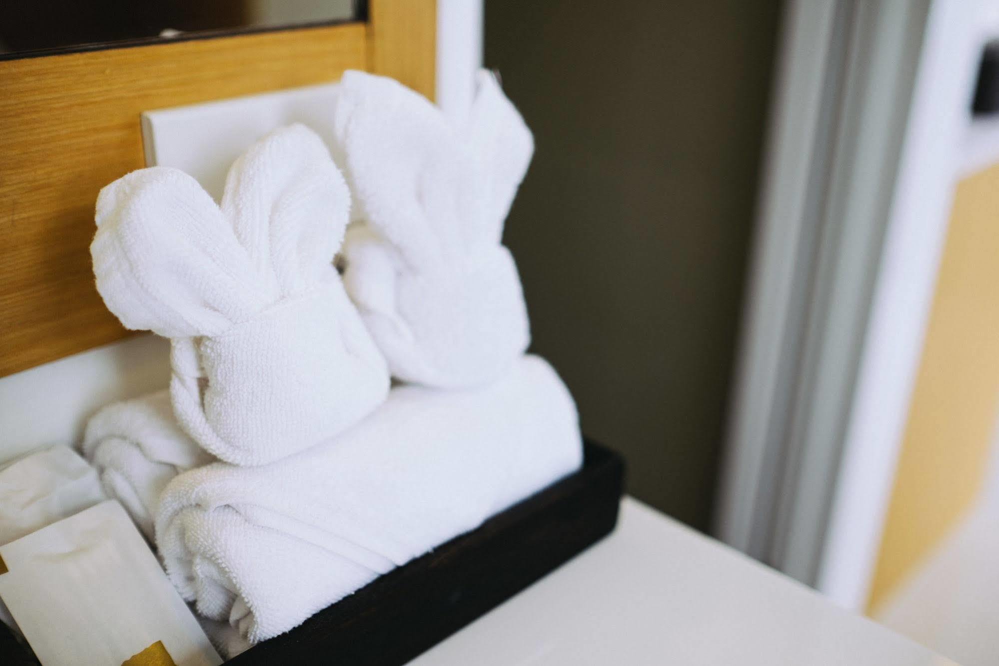 Modern Thai Suites Phuket Dış mekan fotoğraf